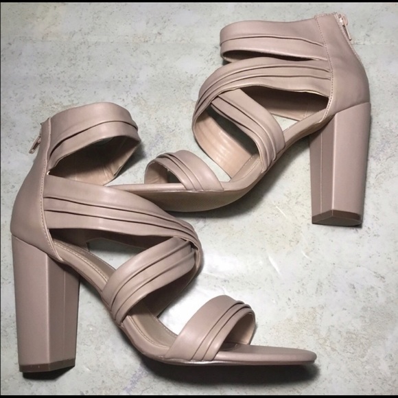 CHARLOTTE RUSSE Carissa Heels Wrap front NUDE 9 - Picture 13 of 13